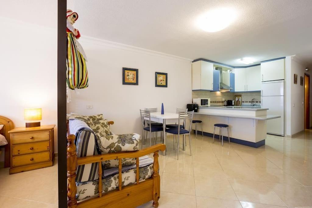 First Line Beach Apartment Puerto de la Cruz  Bagian luar foto